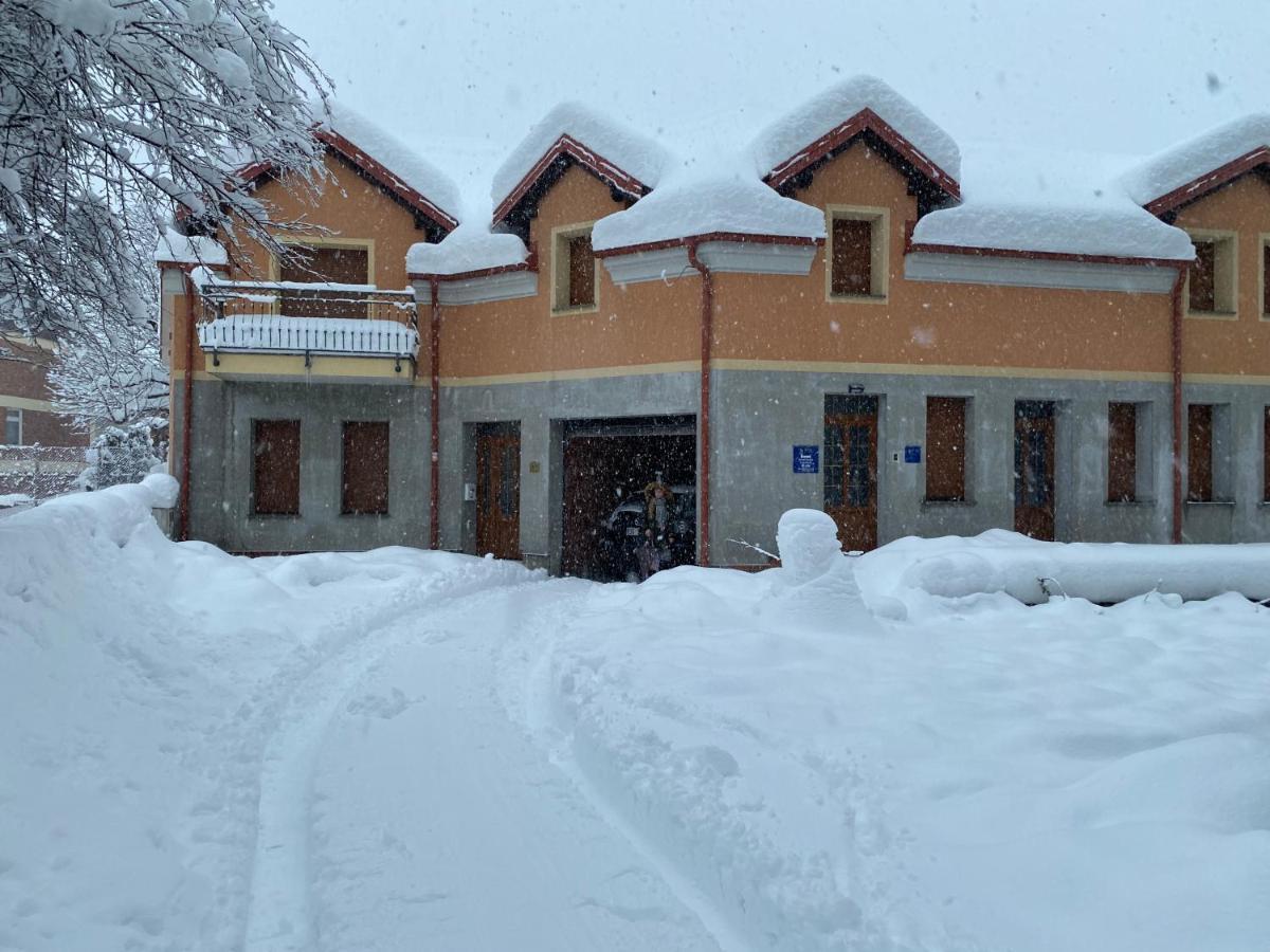 Apartman Galerija Ogulin Exterior photo