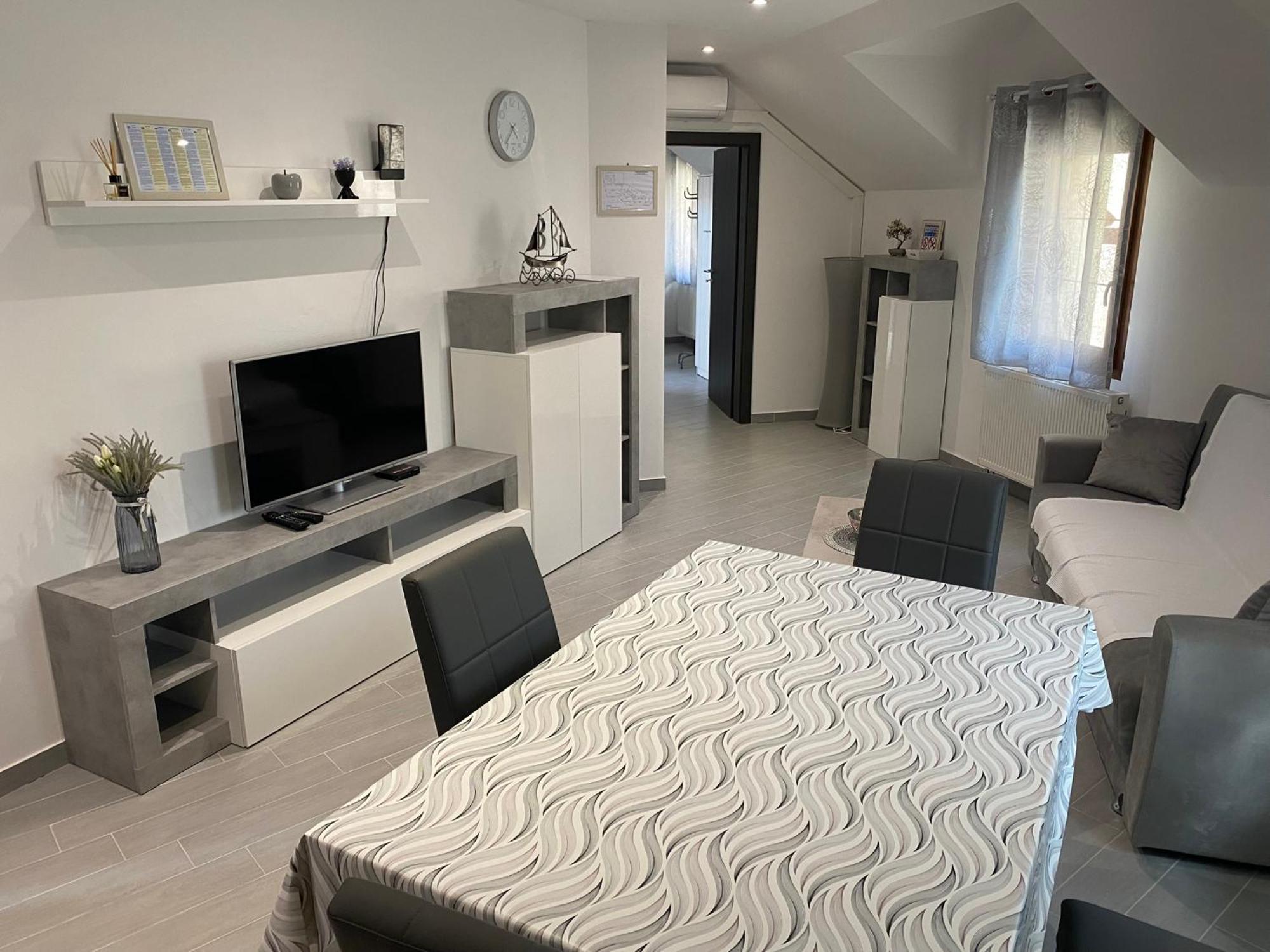 Apartman Galerija Ogulin Exterior photo