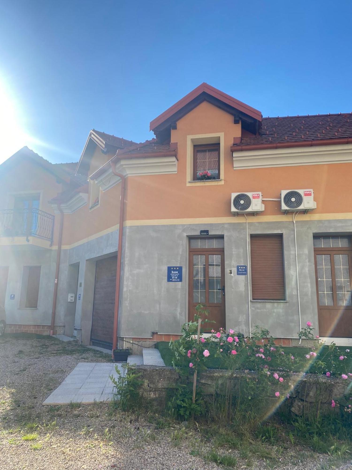 Apartman Galerija Ogulin Exterior photo
